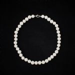 540472 Pearl necklace